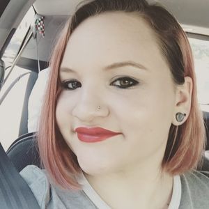 Meet your Posher, Michaela